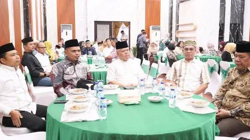 Gelar Buka Bersama, Keluarga Besar Kejati dan IAD Sumut Beri Santunan untuk Anak Yatim