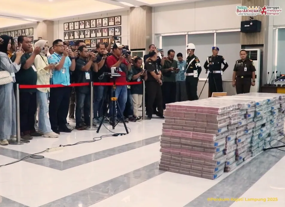 Kejati Lampung Terima Uang Titipan Rp100 Miliar Terkait Perkara Dugaan Korupsi Pemanfaatan Kawasan Hutan untuk Perkebunan