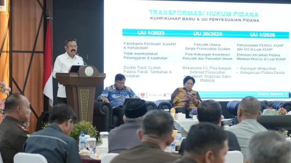 Bimtek KUHP di Kejati Sulsel, Jampidum Tegaskan Jaksa Sebagai Navigator Utama Penanganan Perkara