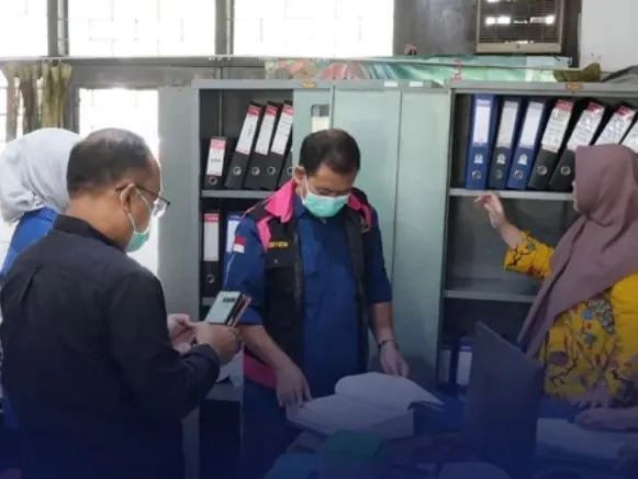 Penyidik Kejati Jatim Geledah Kebun Binatang Surabaya Usut Dugaan Korupsi Pengelolaan Keuangan