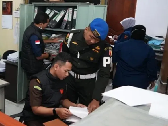 Ruang Direksi Turut Digeledah