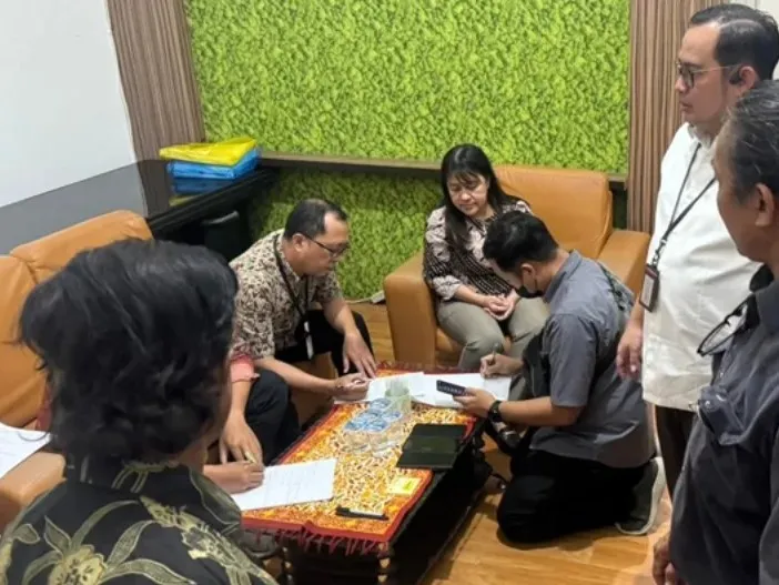 Penyidik Kejati Jatim Geledah Kebun Binatang Surabaya Usut Dugaan Korupsi Pengelolaan Keuangan