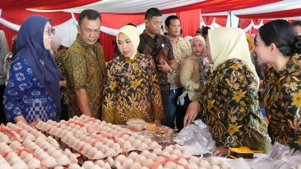 Dukung Keberlanjutan Pelaku Usaha, Kejati Jatim Gelar Bazar Murah Ramadan