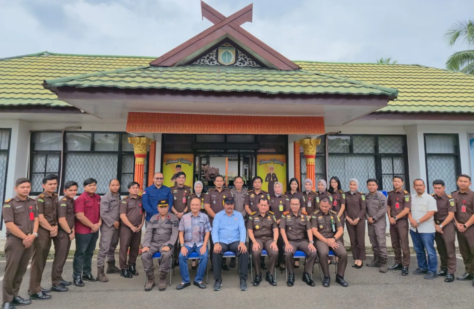 Kunker Dadakan ke Cabjari Batanghari, Kajati Jambi Tekankan Disiplin dan Integritas