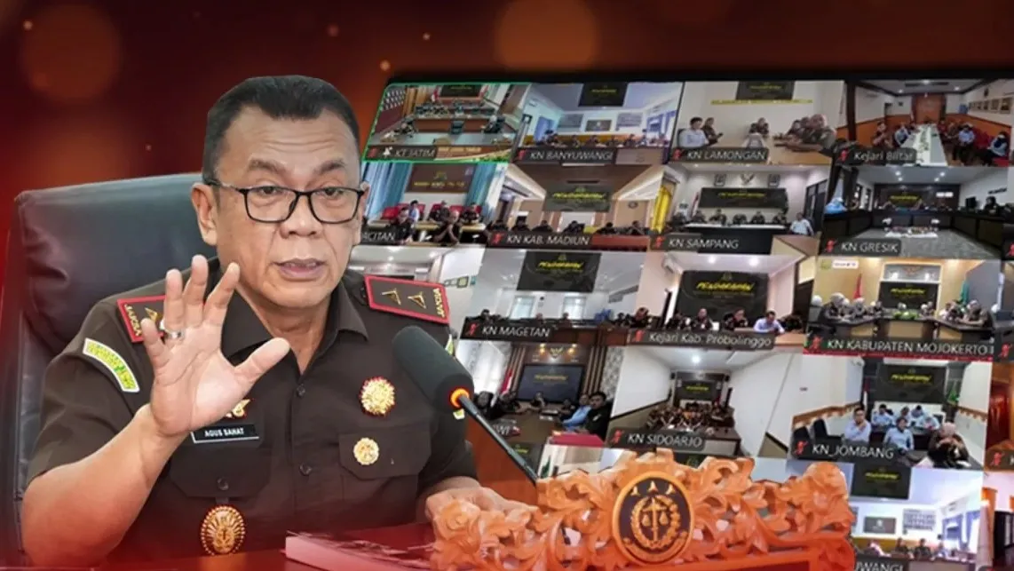 Kajati Jatim memberikan arahan strategis jelang Lebaran kepada jajaran