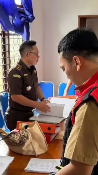 Kejari Merauke Gelar Penggeledahan di 3 Lokasi Terkait Penanganan Perkara Dugaan Penyimpangan BUMD BvD Sejahtera