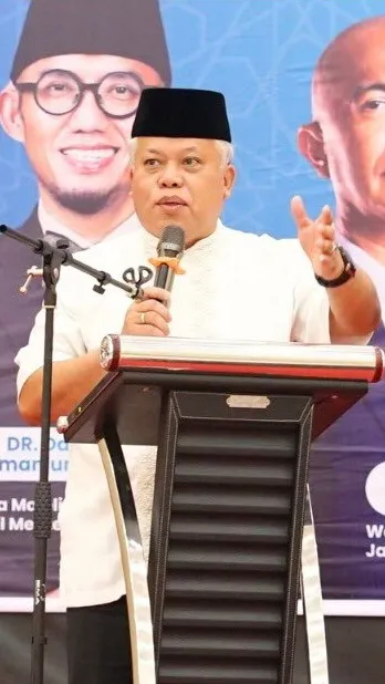 Dihadiri Wakil Menteri Umroh & Haji, Kajati Dr Harli Siregar Beri Santunan kepada Yatim Piatu dan Disabilitas di Buka Puasa Bersama MPI Sumut