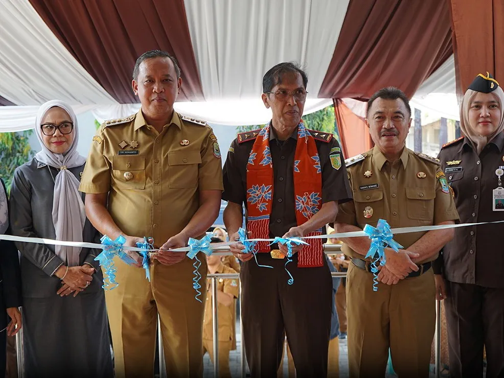 Tinjau Pembangunan Rusun Kejati, Menteri PKP dan Kajati Jabar Bahas Percepatan Penyelesaian Proyek