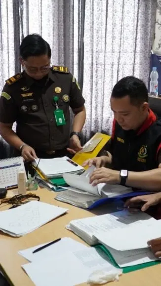 Penyidik Pidsus Kejari Musi Banyuasin Geledah 2 Lokasi Terkait Penyidikan Perkara Dugaan Pengalihan Aset Pemkab