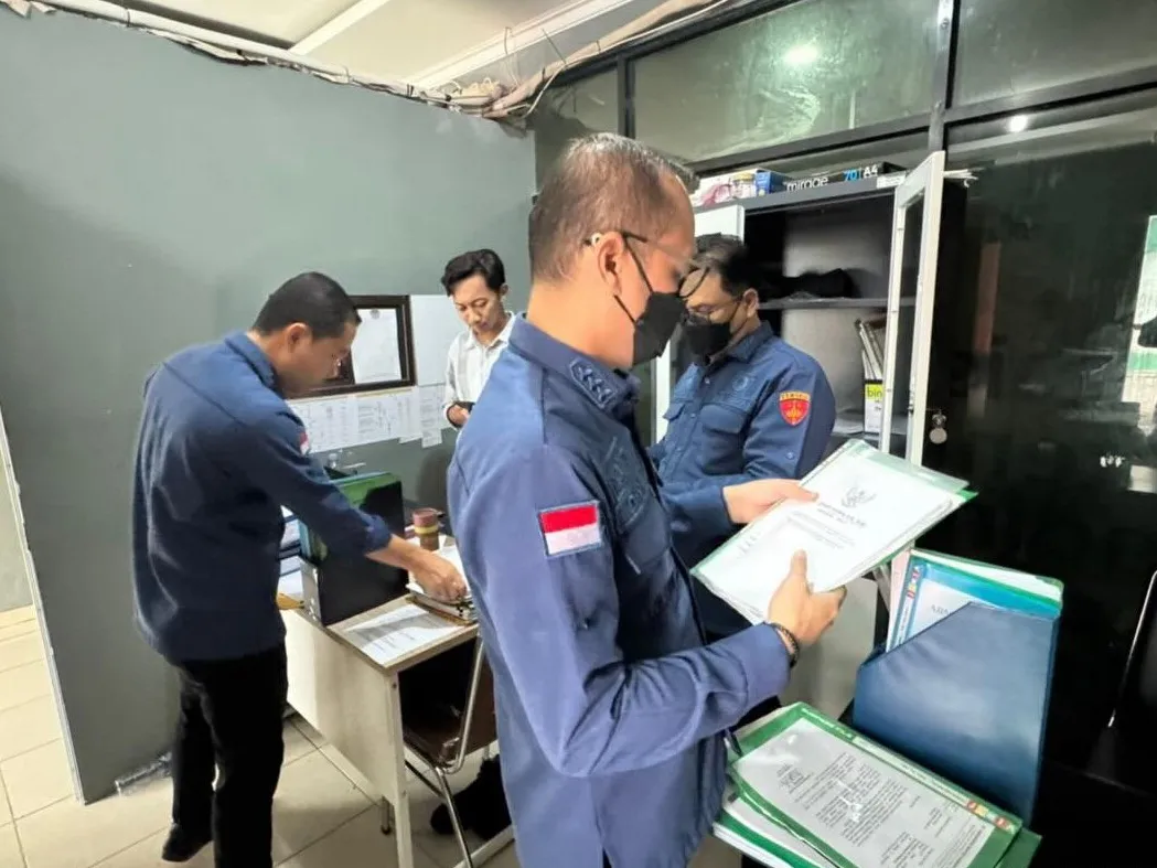 Kejati Banten Geledah Kantor BUMD PT ABM Terkait Penyidikan Perkara Dugaan Korupsi Pengelolaan Keuangan