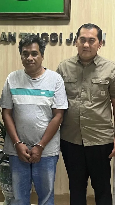 Berusaha Kabur Saat Diamankan, Buronan 7 Tahun Diamankan Tim SIRI Kejagung dan Kejati Jambi