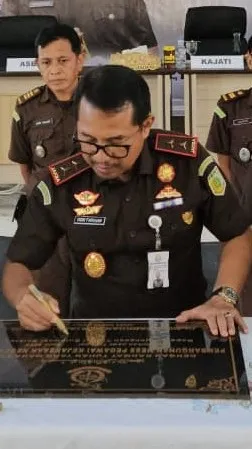 Kajati Sulsel Resmikan Mess Pegawai, Kejari Luwu Kini Berstatus 100% Zero Indekos