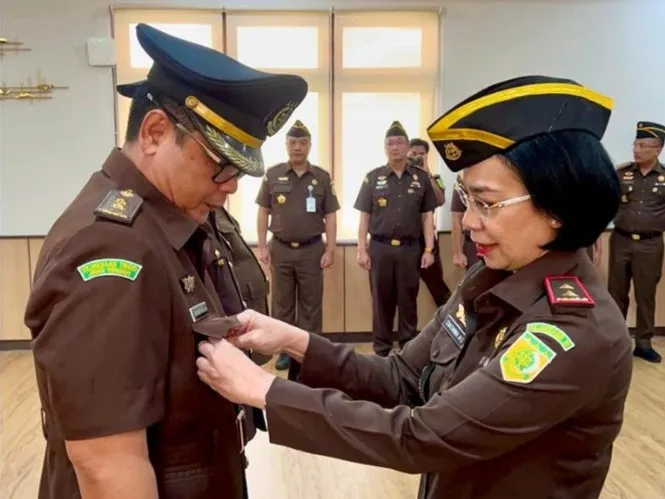 Kajati Bali Lantik 3 Pejabat Struktural Kejaksaan di wilayah hukum Bali