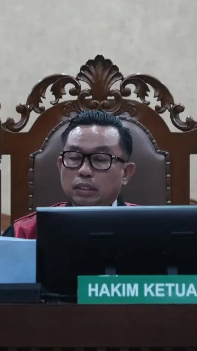 Terdakwa Nadiem Makarim Berhalangan Hadir Karena Sakit, Majelis Hakim Tunda Sidang Chromebook