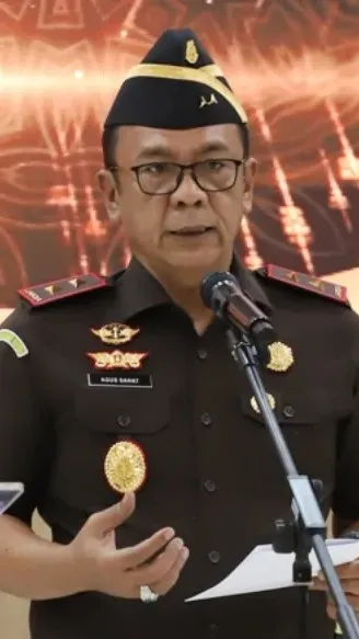 Kajati Jatim Lantik Wakajati dan Pejabat Eselon III: 