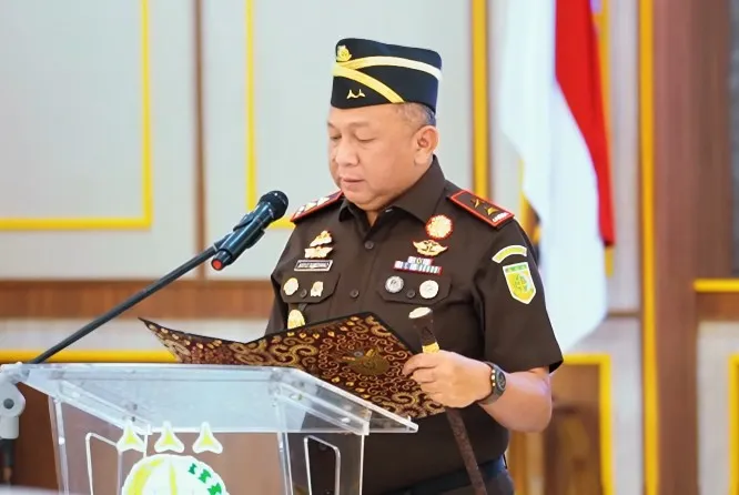 Kajati Dr Ketut Sumedana Lantik 3 Pejabat Baru Kejati Sumsel dan Kajari Empat Lawang