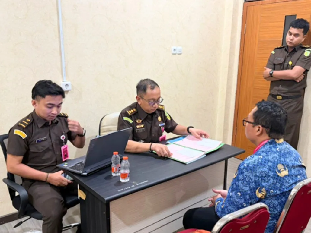 Kejari Banjarmasin Tetapkan 2 Tersangka Perkara Dugaan Korupsi Instalasi Komunikasi Desa di Muba