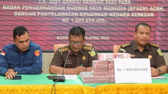 Sita Uang Rp1,88 Miliar, Kejati Aceh Tahan 3 Tersangka Kasus Pengelolaan Beasiswa oleh BPSDM