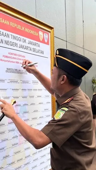 Pertahankan WBBK dan WBBM Tahun 2026, Kajari dan Jajaran Kejari Jakarta Selatan Tandatangani Komitmen Bersama