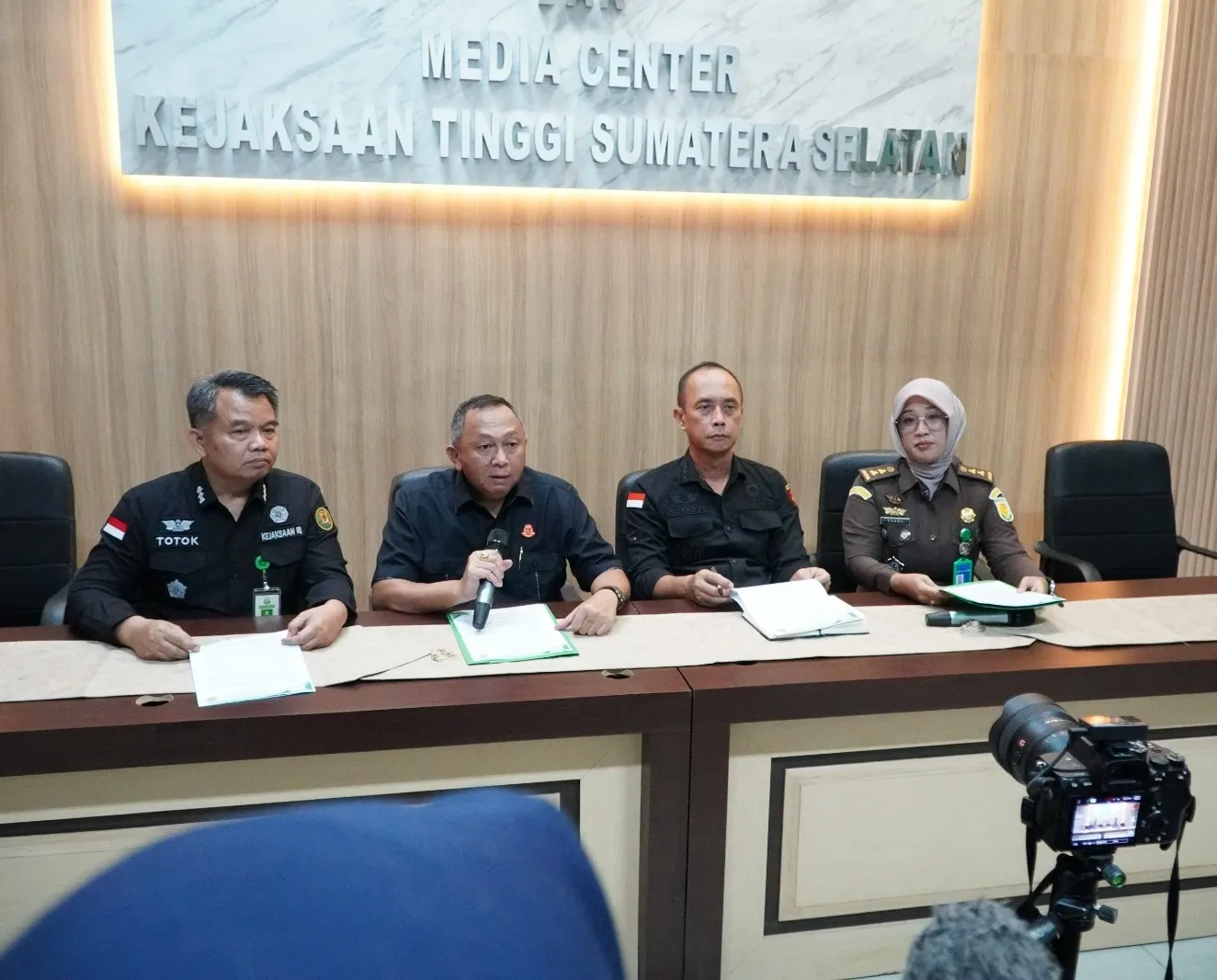 Kejati Sumsel Gelar Penggeledahan Perkara Korupsi Lalu Lintas Pelayaran, Penyidik Sita Harley Davidson, 275 Gram Emas, dan Uang Rp367 Juta