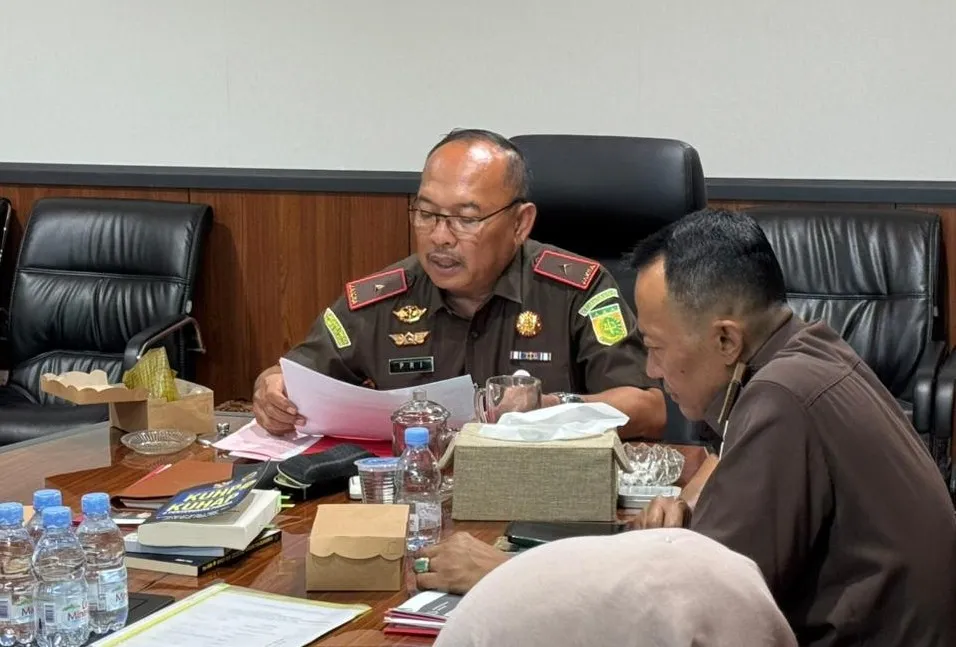 Permohonan Restorative Justice Disetujui, Kejati Sulsel Sanksi Tersangka Pengancaman dengan Membersihkan Masjid 2 Minggu