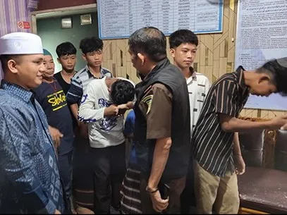 Viral 2 Anak Panti Asuhan Terancam Putus Sekolah karena Tunggakan Seragam Rp300 Ribu, Kejati Sumbar Turun Ulurkan Bantuan