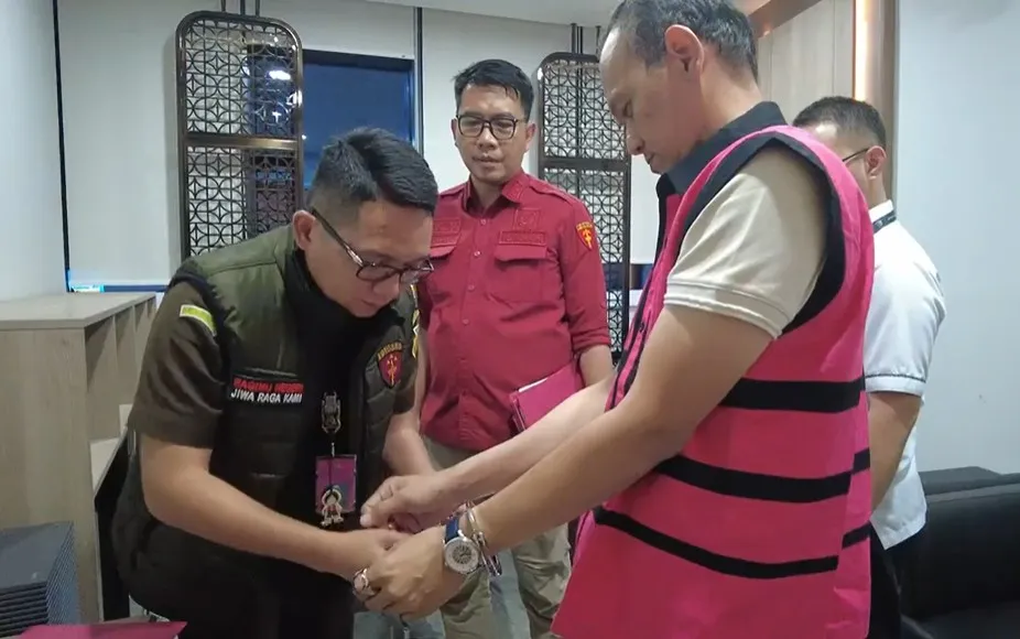 Tim Penyidik  JAM PIDSUS Tetapkan Pemilik PT CBU Inisial MJE Sebagai Tersangka Perkara Penyimpangan Pertambangan PT AKT di Kalteng