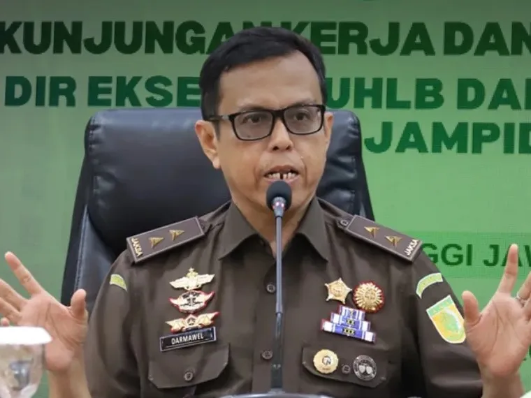 Direktur Uheksi JAM PIDMIL Tekankan Transformasi Adaptif dalam Penanganan Perkara Koneksitas di Jawa Timur