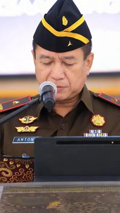 Wakajati Sumsel Lantik Pejabat Eselon III dan IV, Dr Vanny Yulia Eka Sari Jabat Kabag TU