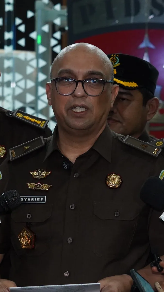 Tim Penyidik JAM PIDSUS Tetapkan YHF Anggota Ombudsman Tersangka Perkara Perintangan Perkara Ekspor CPO Tahun 2022