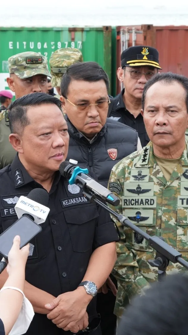 Cegah Penyelundupan SDA Strategis, Satgas PKH Tinjau Kontainer Berisi Mineral Rare Earth di Batam