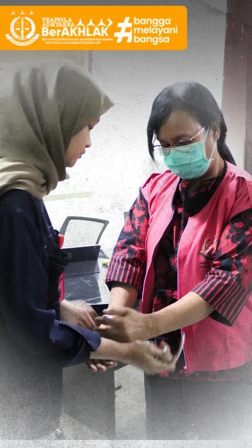 Kejari Jakarta Timur Tahan Tersangka DMS Terkait Perkara Dugaan Korupsi Pengadaan Mesin Jahit di Sudin PPKUKM Senilai Rp9 Miliar