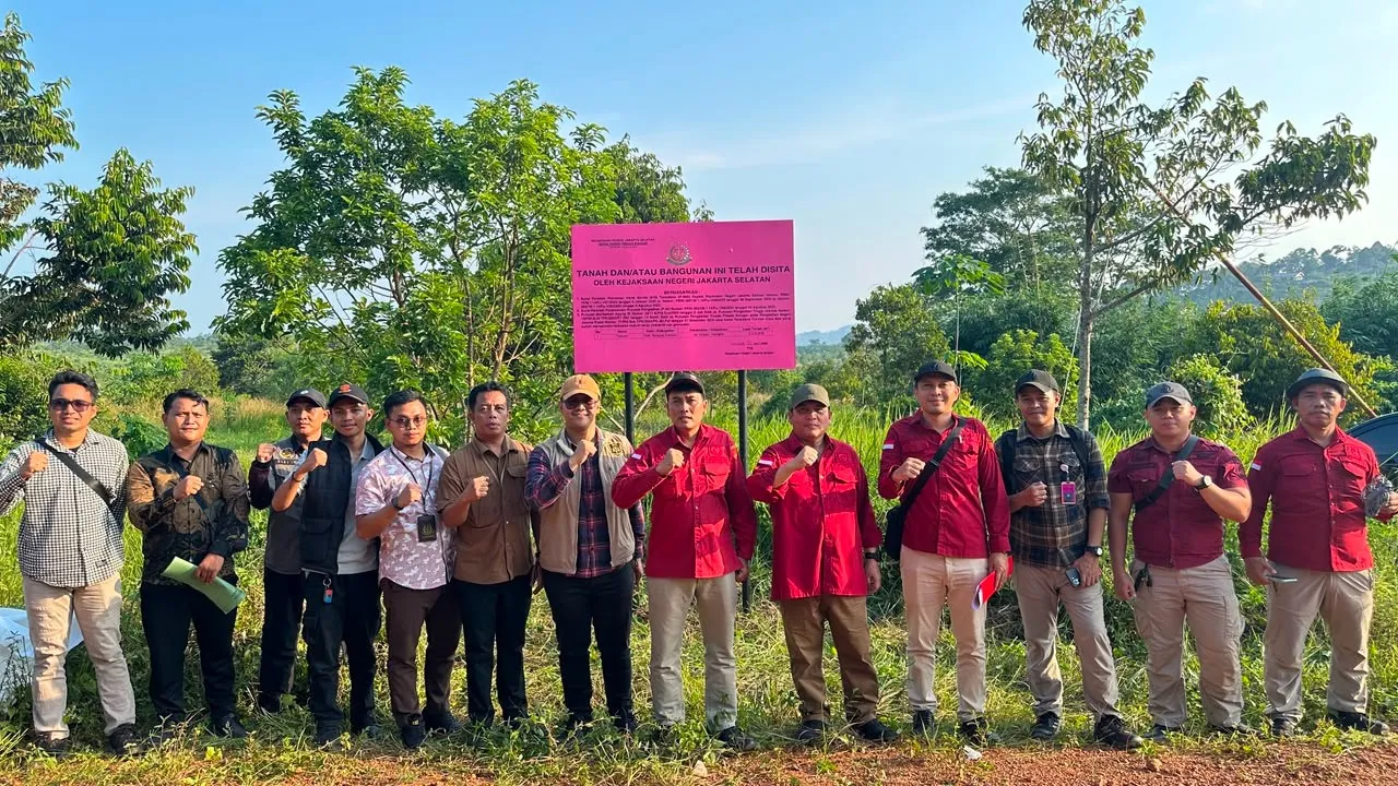 Kejaksaan Sita Eksekusi  9 Aset Milik `Raja Timah` Tamron Tamsil, Terpidana Perkara Tata Kelola Komoditas Timah