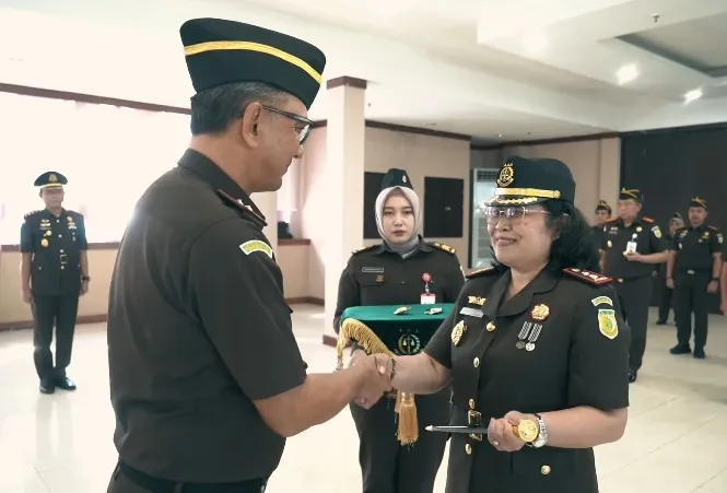 Kajati Dr Sila H Pulungan Lantik Kajari Tana Toraja dan 2 Koordinator pada Kejati Sulsel