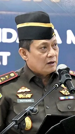 Kajati Jabar Lantik Asisten Pemulihan Aset dan Aspidmil Guna Memperkuat Struktur Organisasi Kejati