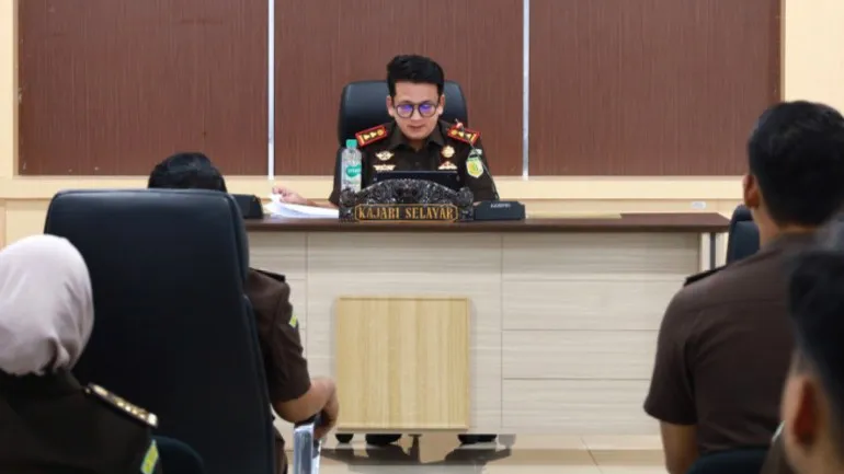 Kunker ke Kejari Selayar, Kajati Sulsel Apresiasi Inovasi dan Ingatkan Larangan Transaksional Penanganan Perkara